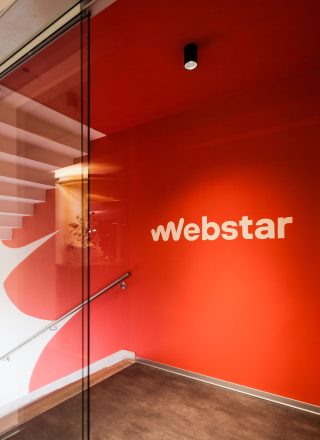 b161e4370e21b8d9ad8f026ba1968398